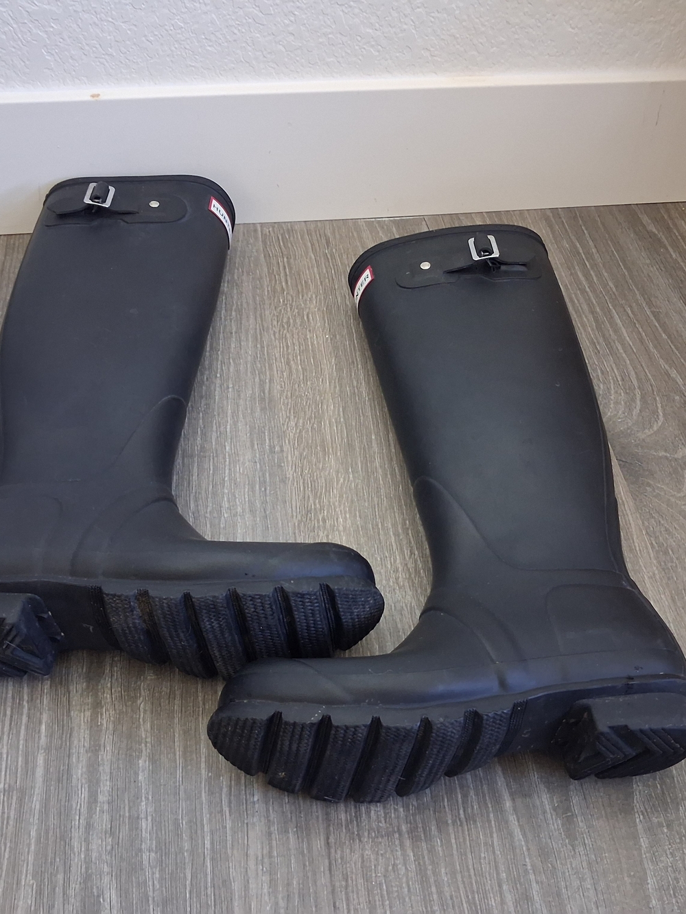 Hunter Women's Black Tall Rain Boots - Picture 3 of 5